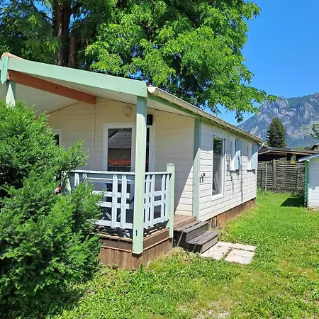 Campsite Camping L'escale Sainte-Helene-du-Lac