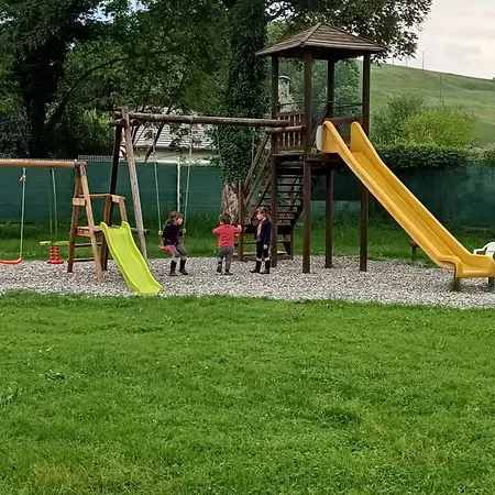 Camping L'escale Sainte-Helene-du-Lac