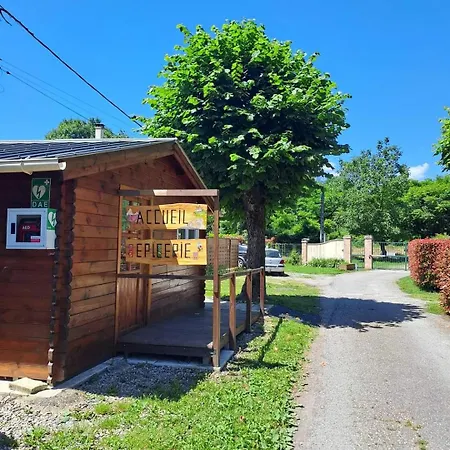 Camping L'escale Campsite Sainte-Helene-du-Lac